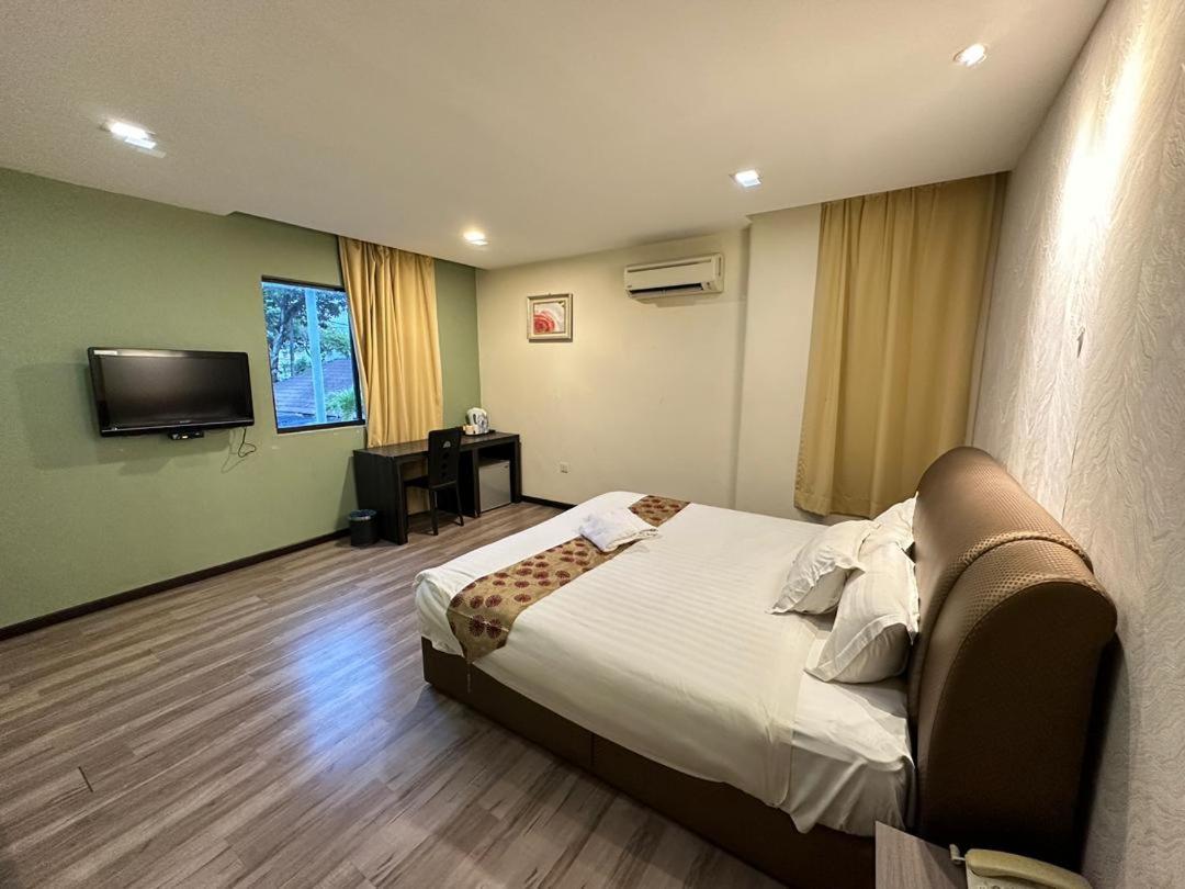 I Garden Hotel Ipoh Buitenkant foto